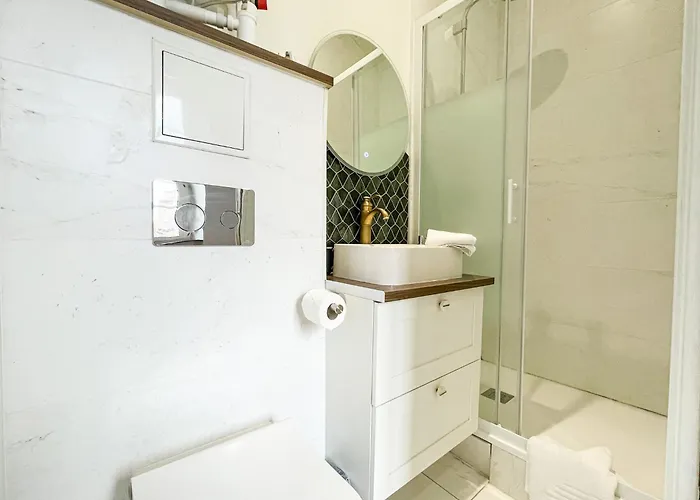 아파트 Bel Appartement, Offrant Calme Et Luminosite, Proche Cote Des Basques *